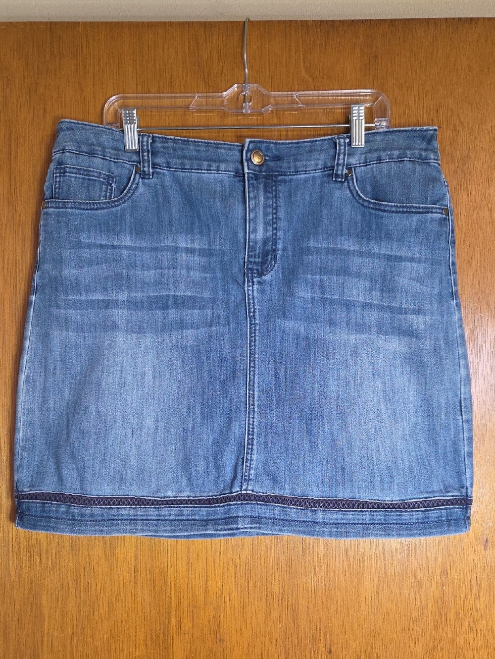 Christopher And Banks Classic Blue Denim Skorts